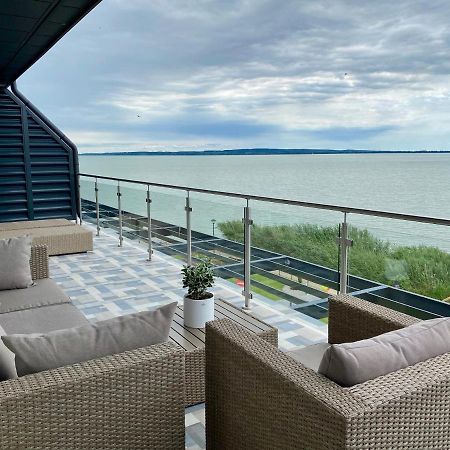 Apartamento Royal Blue - Luxurious Flat With 5-Star View Over Lake Balaton Keszthely Exterior foto